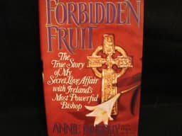 Forbidden Fruit 9780316590907