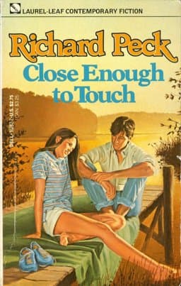 Close Enough to Touch 9780440912828