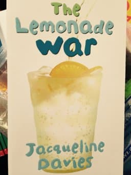 Lemonade War 9780545467988