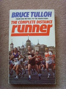 The Complete Distance Runner 9780586059760