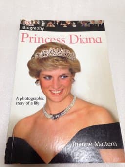 DK Biography: Princess Diana 9780756616144