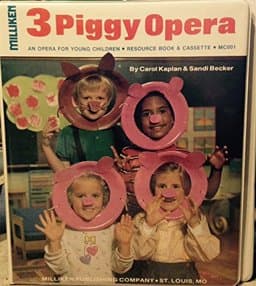 Three Piggy Opera 9780887344077