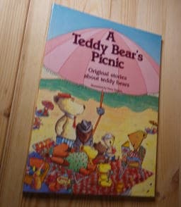 A Teddy Bear's Picnic 9780195549799