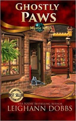 Ghostly Paws 9781946944351